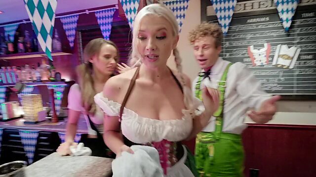 Jane Douxxx